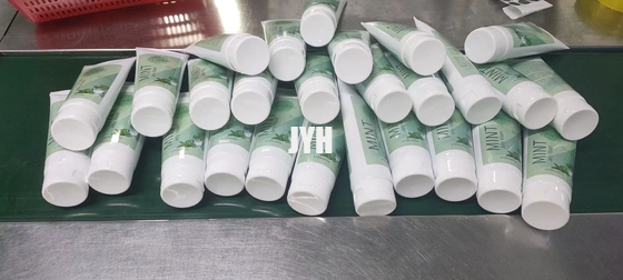 100ml প্রাকৃতিকভাবে জেল ফেসিয়াল ক্লিনজার কোমল এবং কার্যকর স্কিনকেয়ার হার্শ কেমিক ছাড়াই